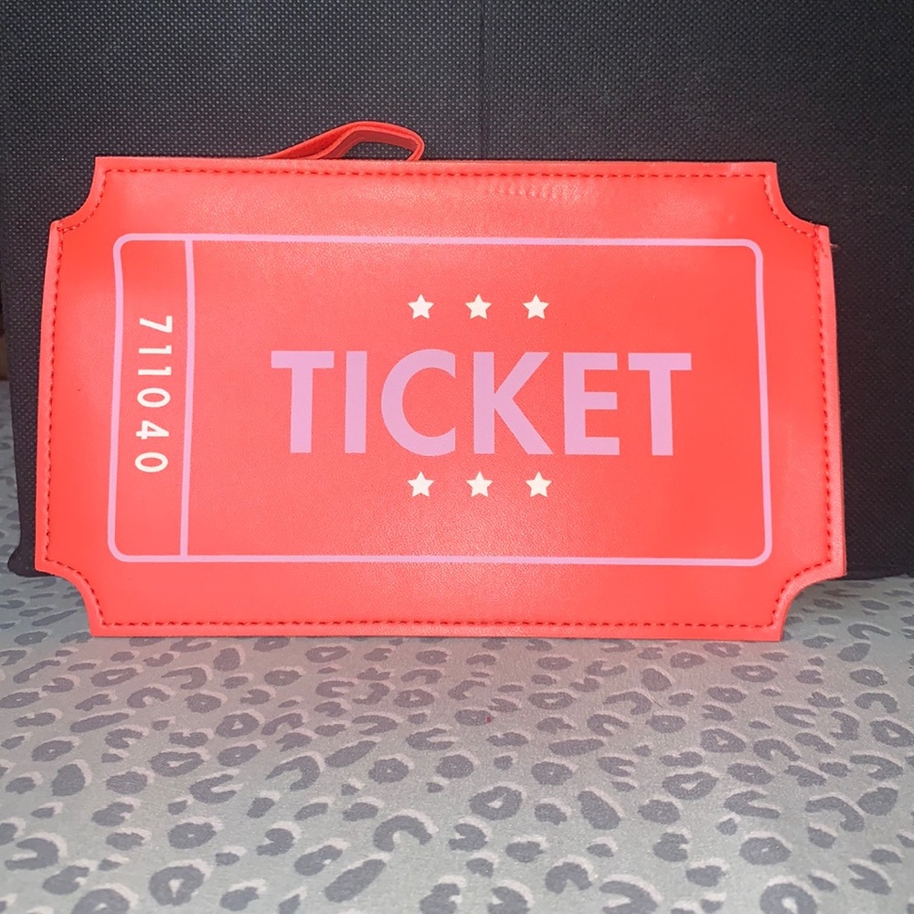 Ipsy makeup bag.